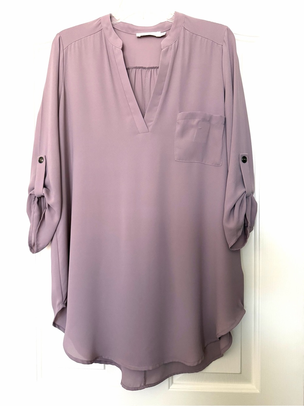 All in Favor Mauve V-Neck 3/4 Roll-Tab Sleeve Blouse/Tunic